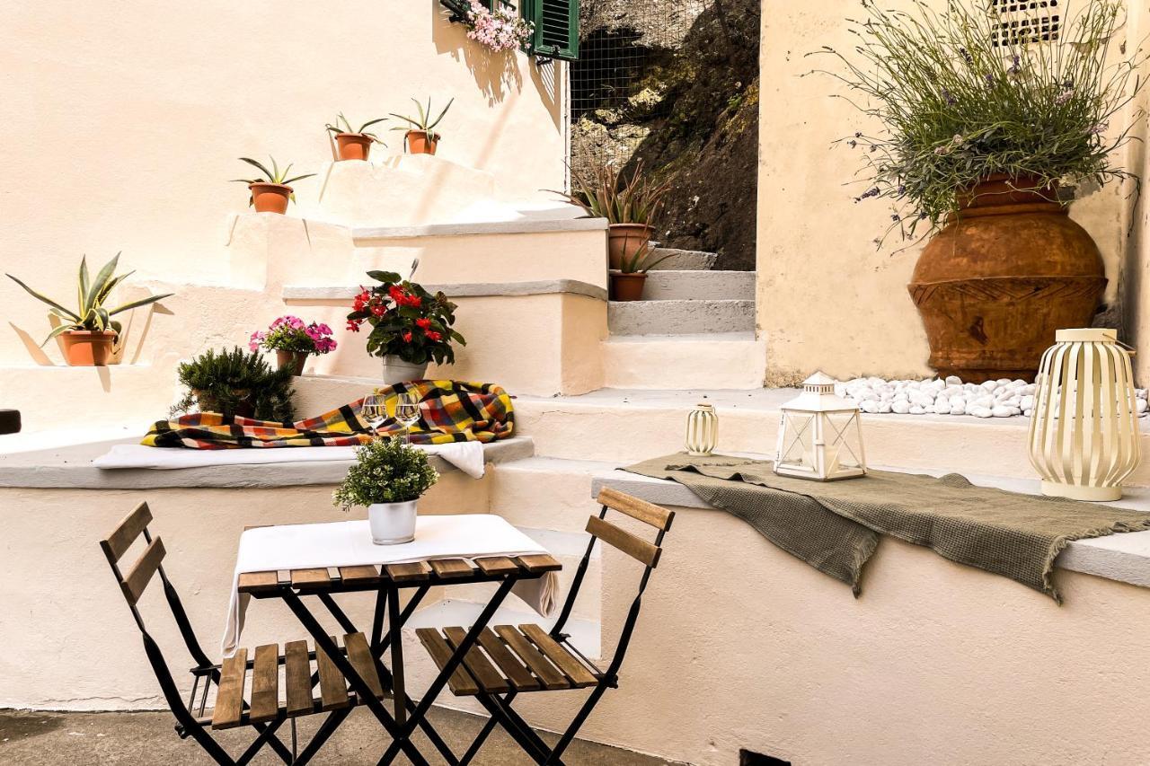 Vila Casa Storica Con Terrazzo Castellina Marittima Exteriér fotografie