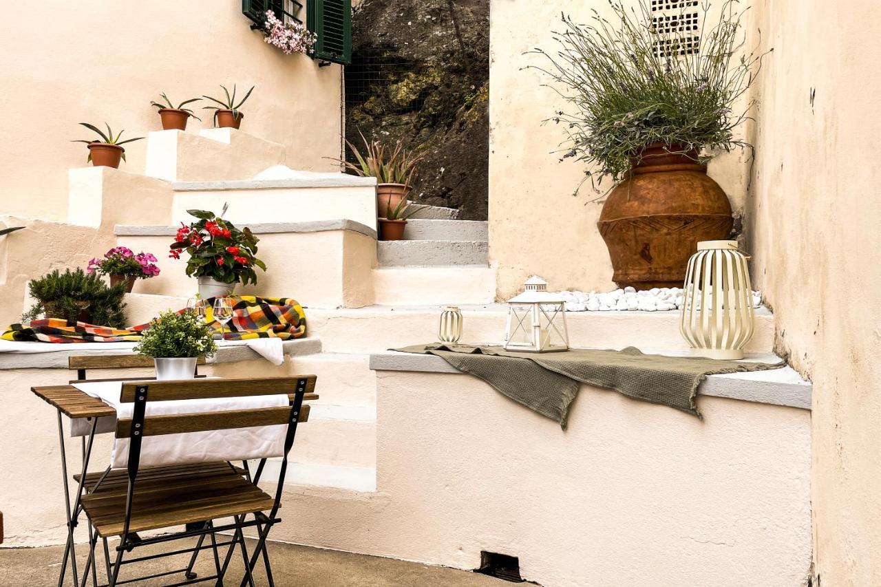 Vila Casa Storica Con Terrazzo Castellina Marittima Exteriér fotografie